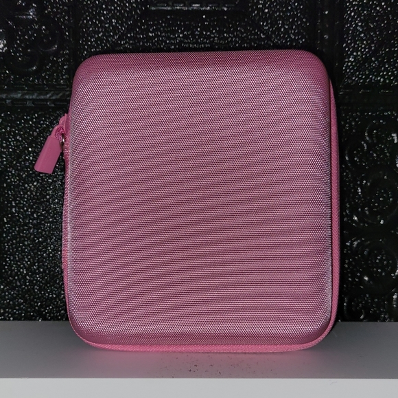 Travel Case for Electronics/Jewelry/Make Up - Picture 2 of 3